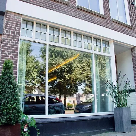 Stadslogement Valentijn Sneek Exterior photo